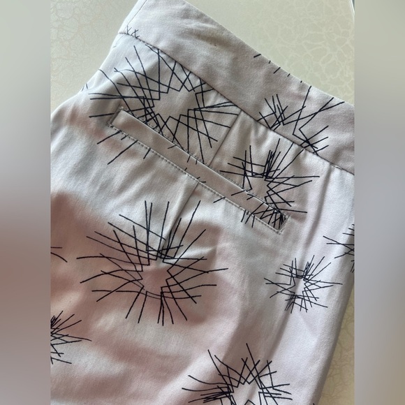 ANNIKA Cutter & Buck | ladies cropped golf pants. Size: 8 - Picture 14 of 16